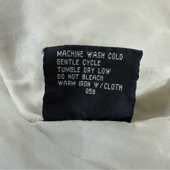 Members Only Men’s 80’s Vintage Worn Condition Beige Windbreaker Zipper Jacket - Picture 10 of 13